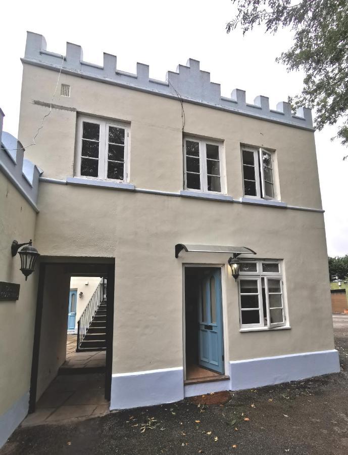 Castle Annexe From 3 Nights Apartment Torquay Bagian luar foto