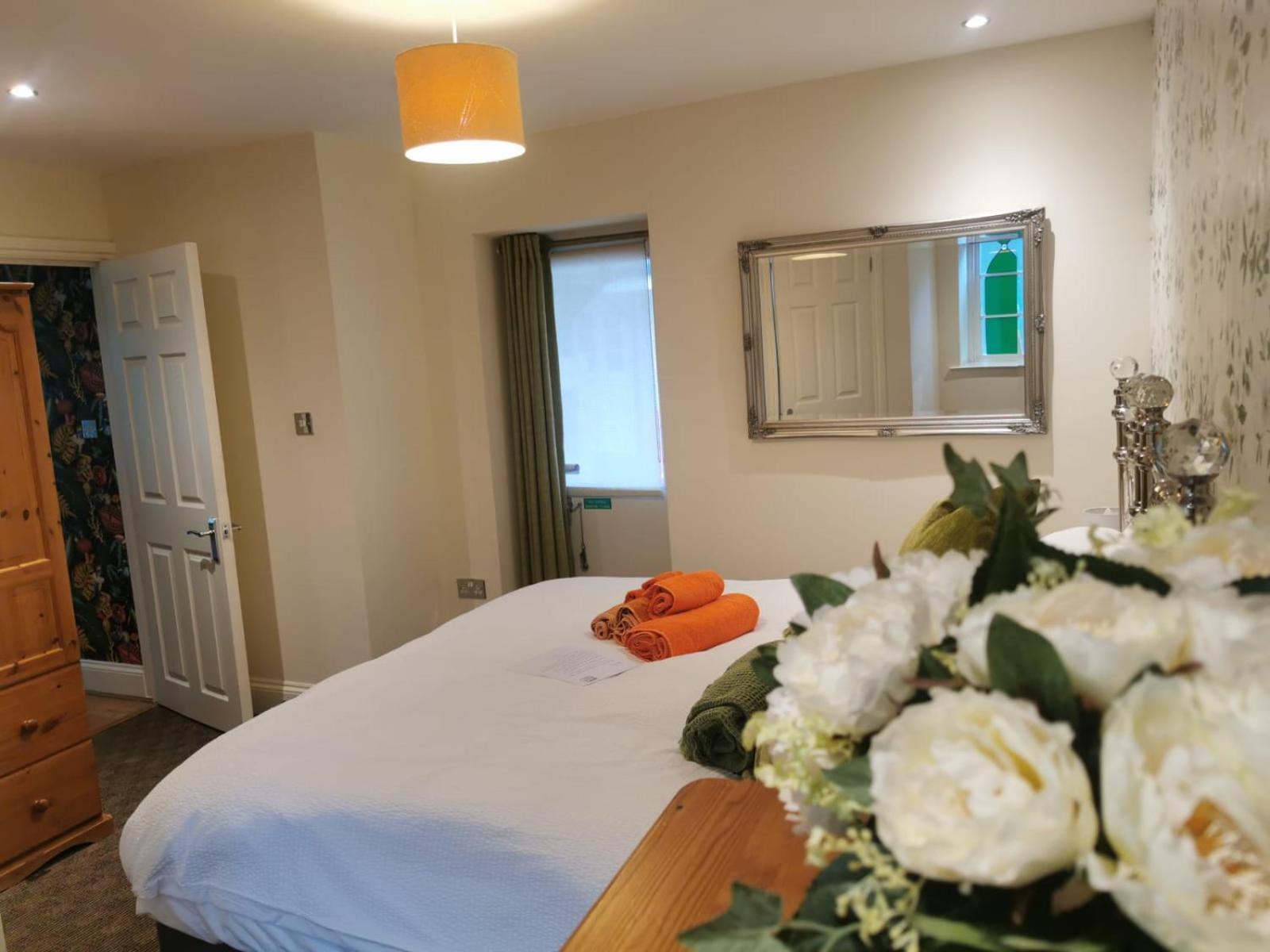Castle Annexe From 3 Nights Apartment Torquay Bagian luar foto